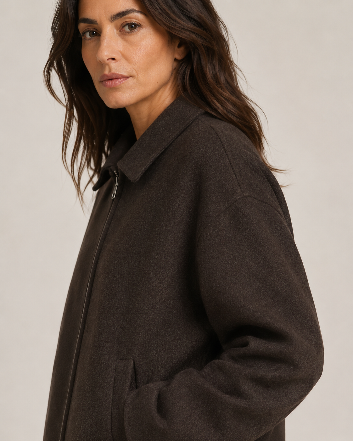 Giacca Donna Marrone con Colletto Classico e Chiusura con Zip